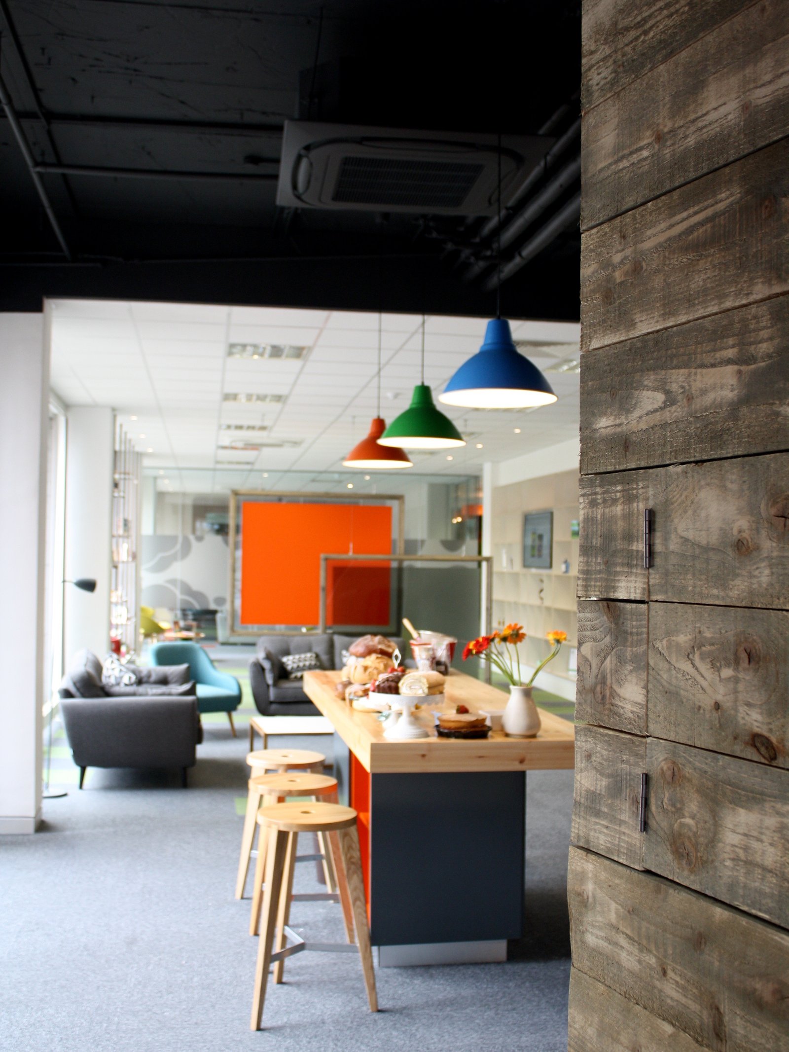 THINKING HOUSE